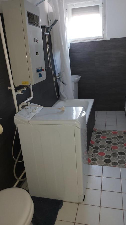 Tisza-Parti Napfeny Apartman Segedyn Zewnętrze zdjęcie